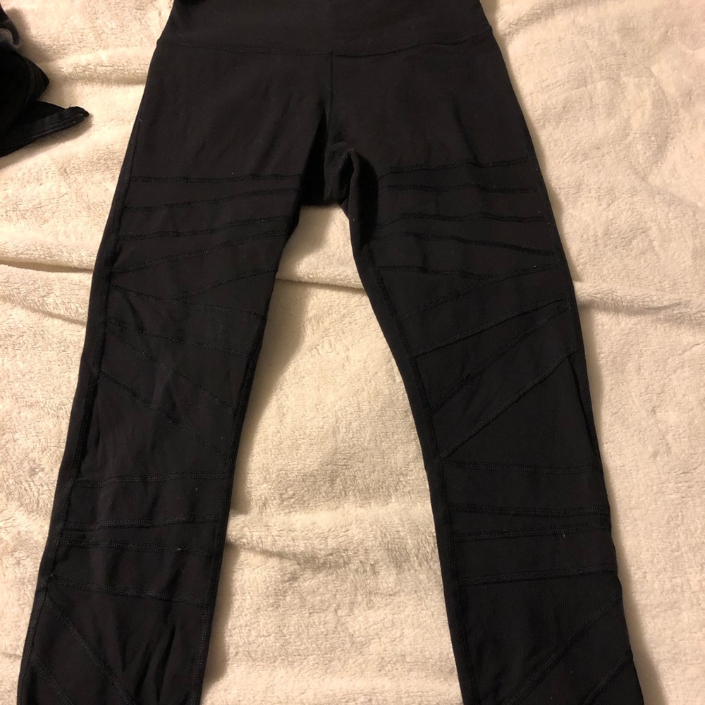 Lululemon High Times Tech Mesh Wunder Under! View 4